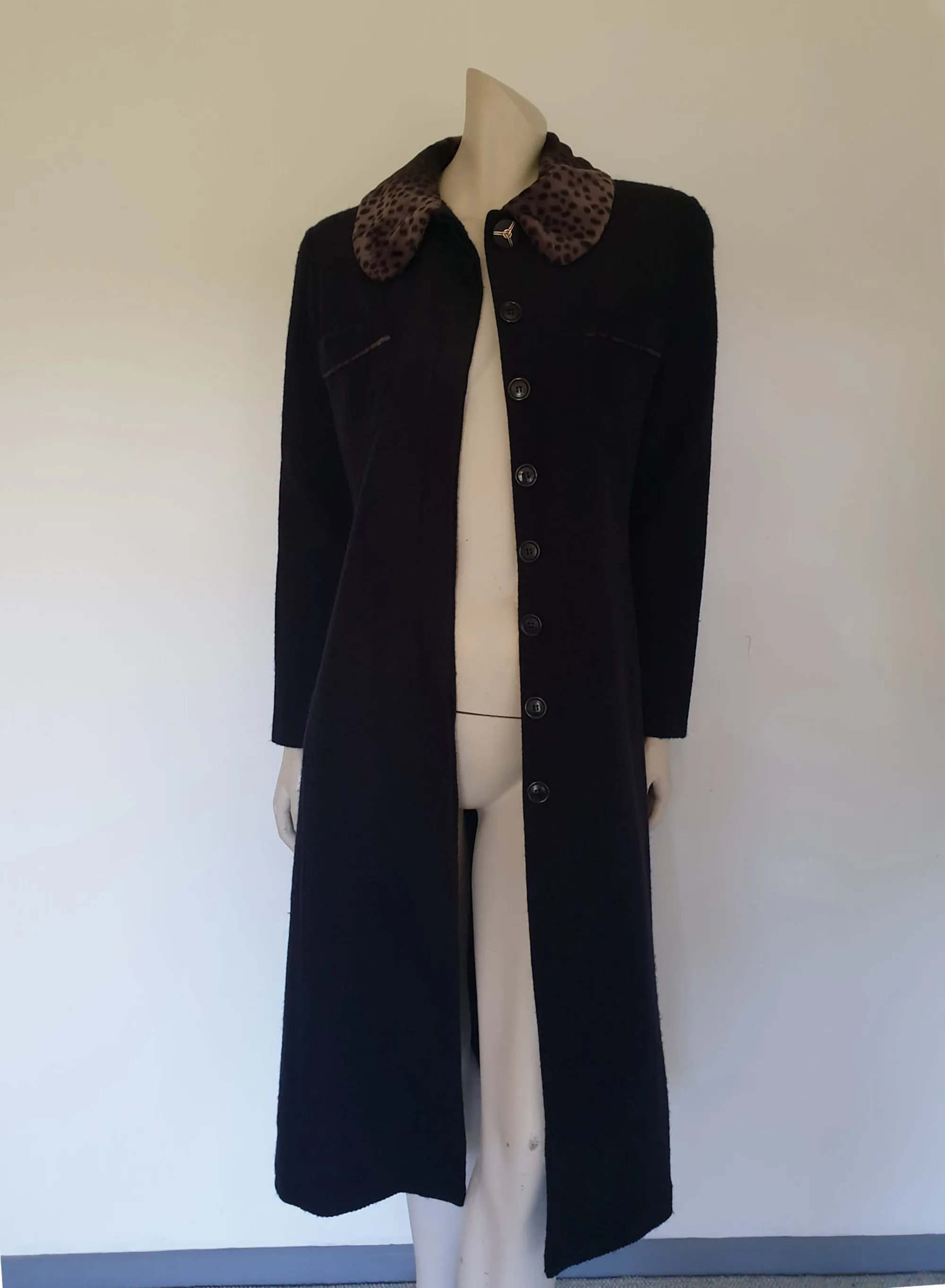 1990s Studibaker Black Coat with Faux Fur Collar - S
