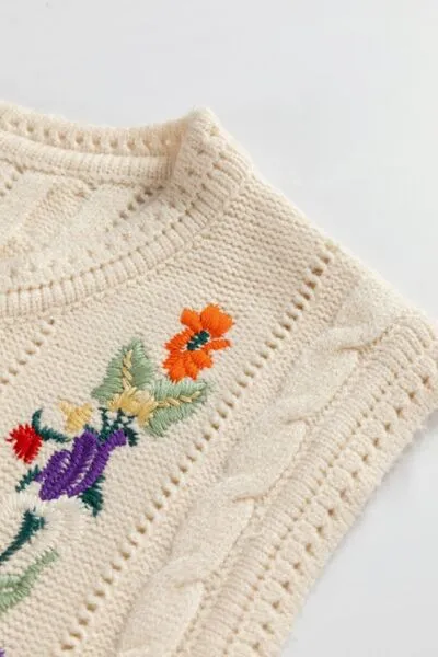 Embroidered Cable-Knit Round Neck Sweater Vest