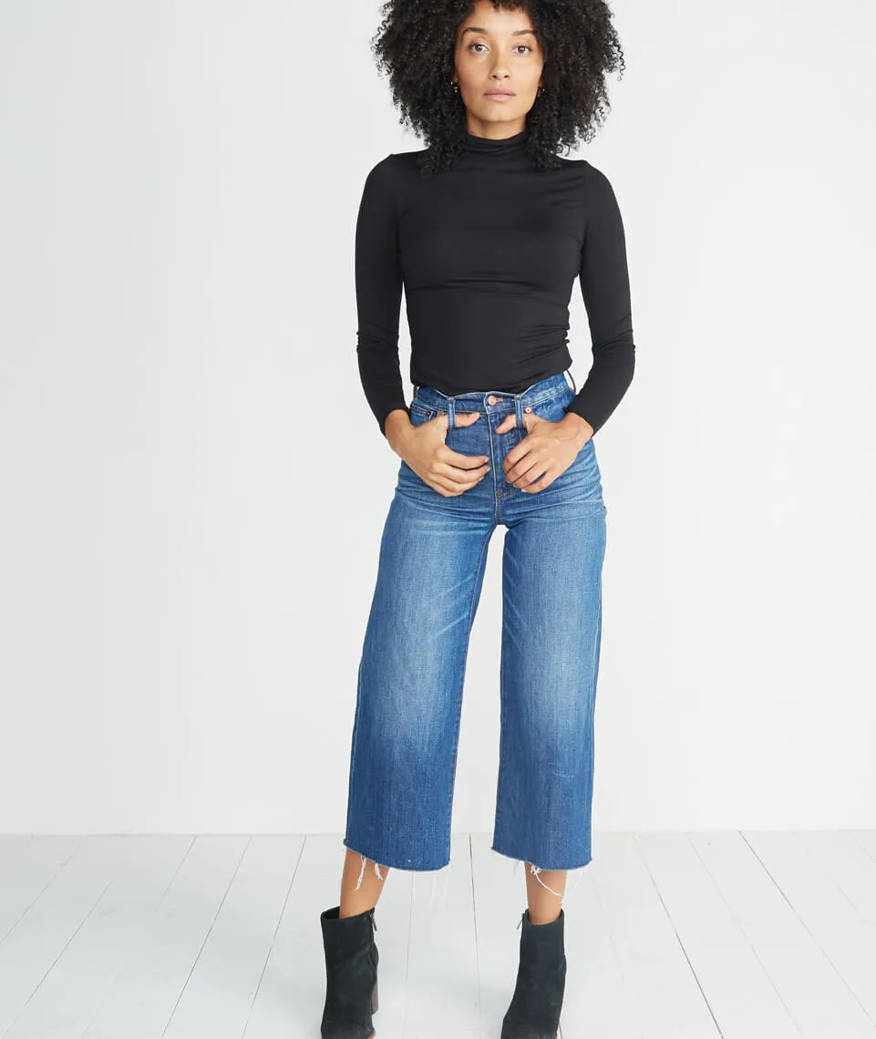 Magnolia Turtleneck in Black
